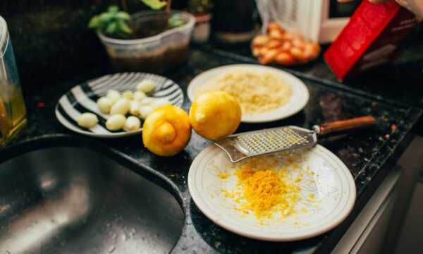 여름 아침을 완벽하게 시작하는 5가지 훌륭한 아침 식사 요리