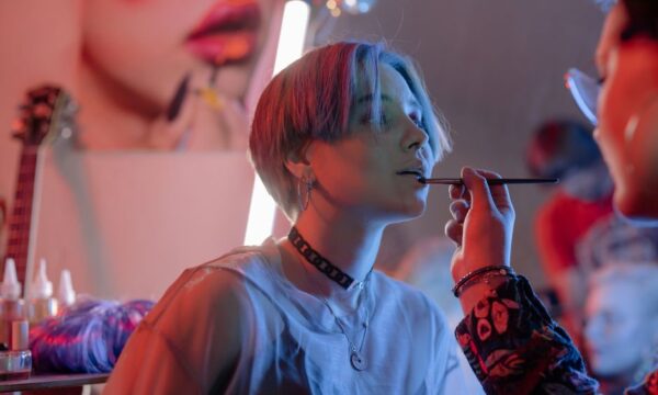최고의 메이크업 아티스트를 찾는 방법