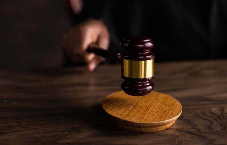귀하의 법적 문제를 전문적인 방법으로 처리할 수 있는 러벅의 법률 사무소를 찾고 계십니까? 이것을 확인하세요!