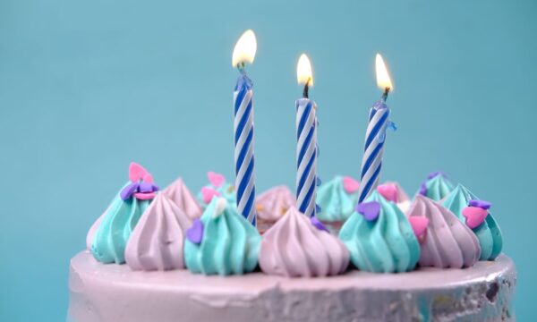유니콘 생일 케이크 – 온라인으로 편리하게 맛있는 케이크 주문하기