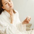 다양한 유형의 여드름을 치료하는 방법은 무엇입니까?