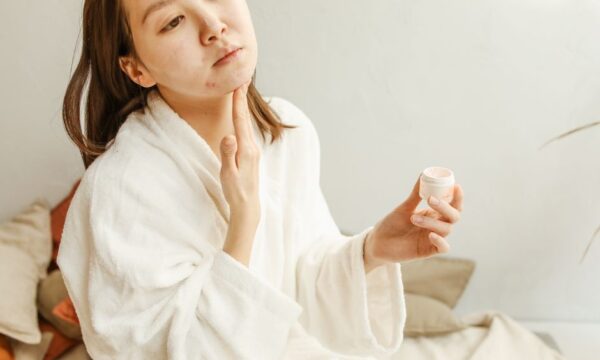 다양한 유형의 여드름을 치료하는 방법은 무엇입니까?